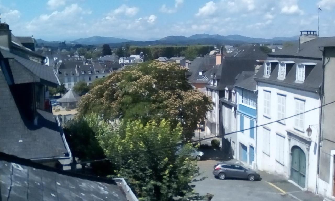 Chambres D'Hotes L'Oustal Oloron-Sainte-Marie Exterior foto